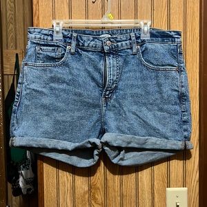 Old navy denim shorts